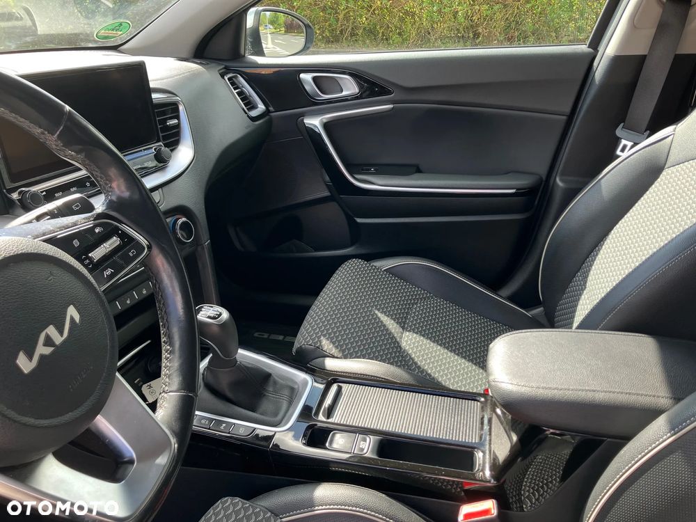 Kia Ceed 1.5 T-GDI Business Line - 9