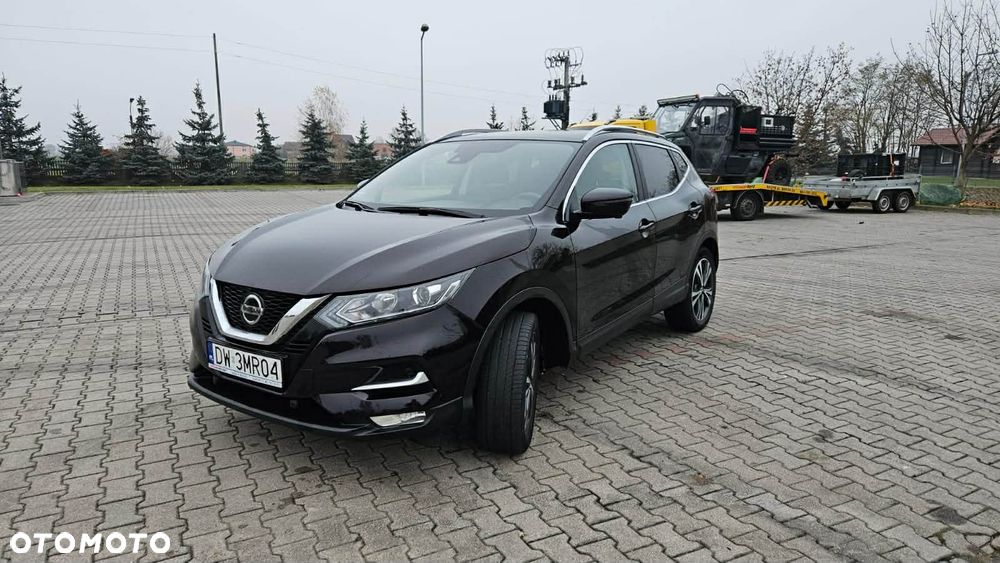 Nissan Qashqai 1.3 DIG-T N-Connecta - 2