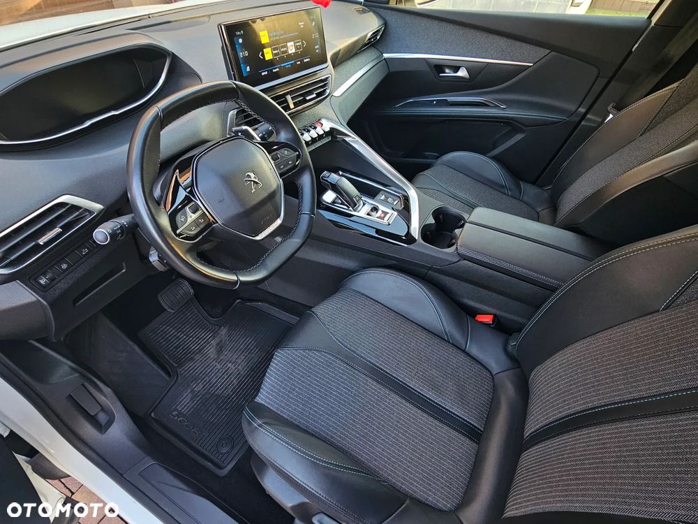Peugeot 5008 1.5 BlueHDi Allure S&S EAT8 - 12