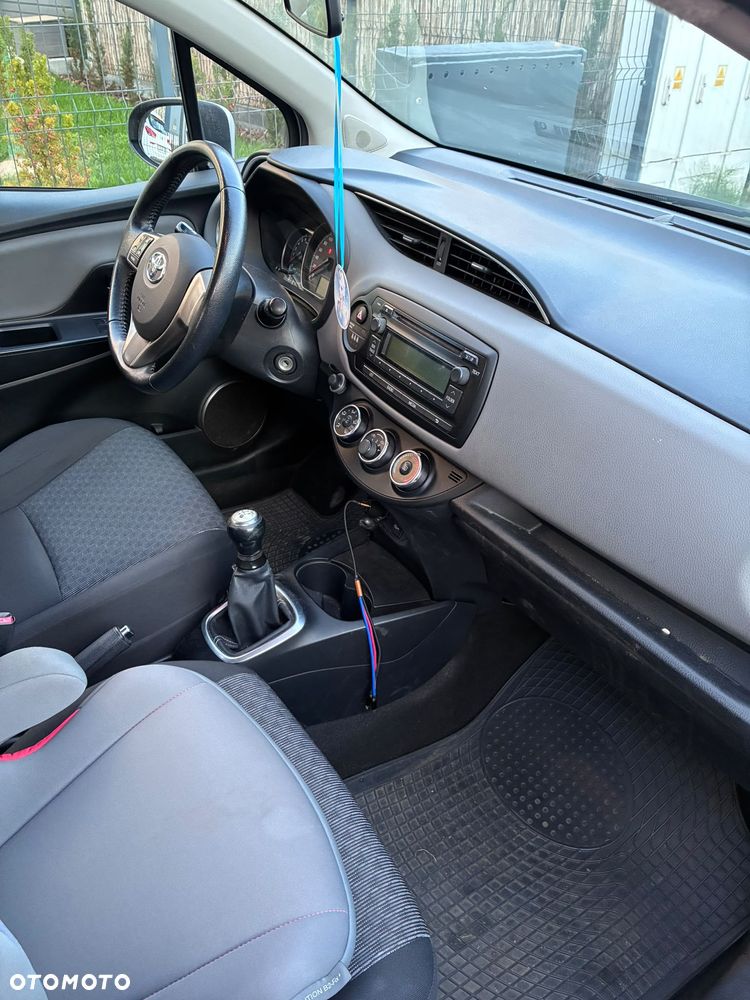 Toyota Yaris - 7