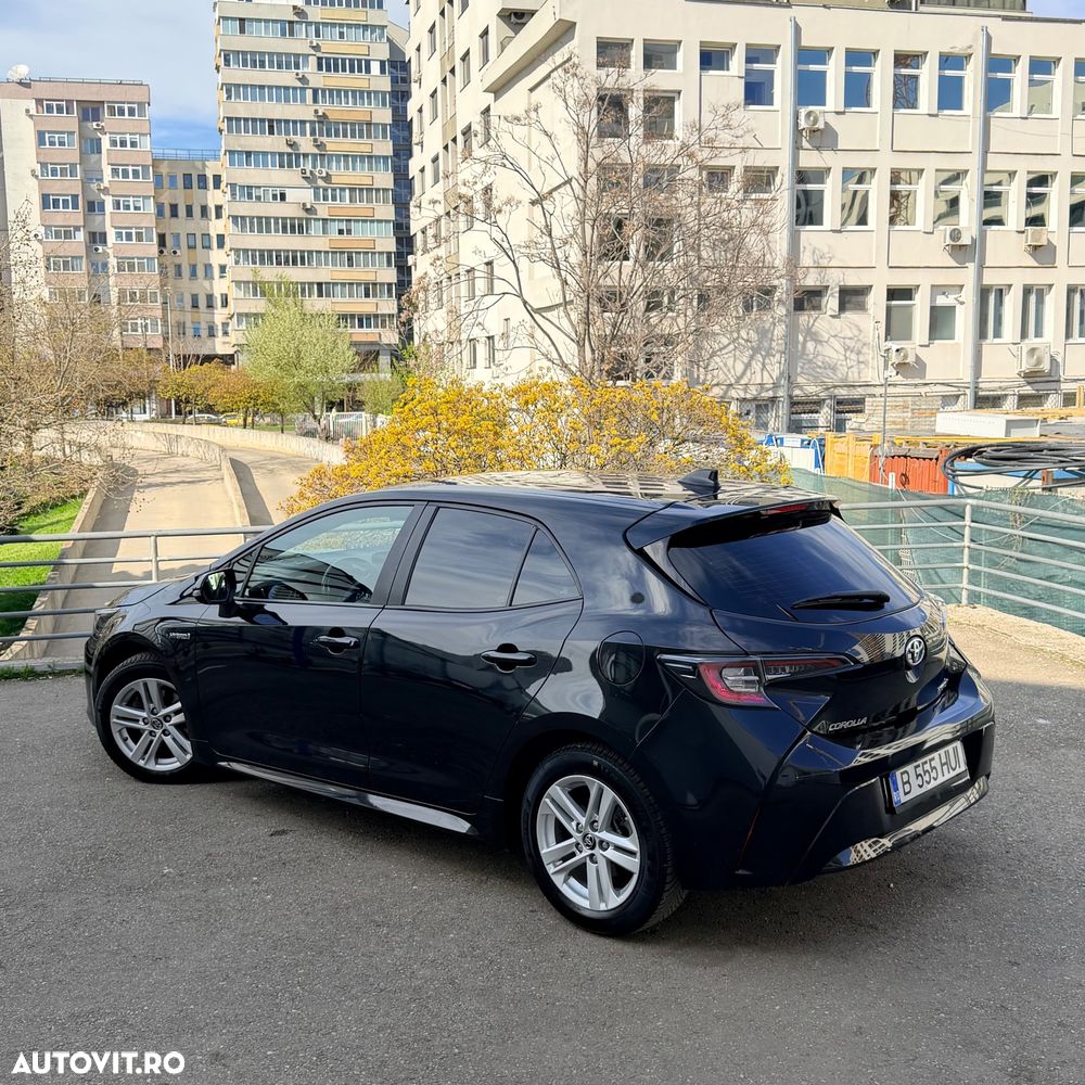 Toyota Corolla 1.8 HSD Business - 10