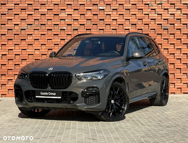 BMW X5 M M50i