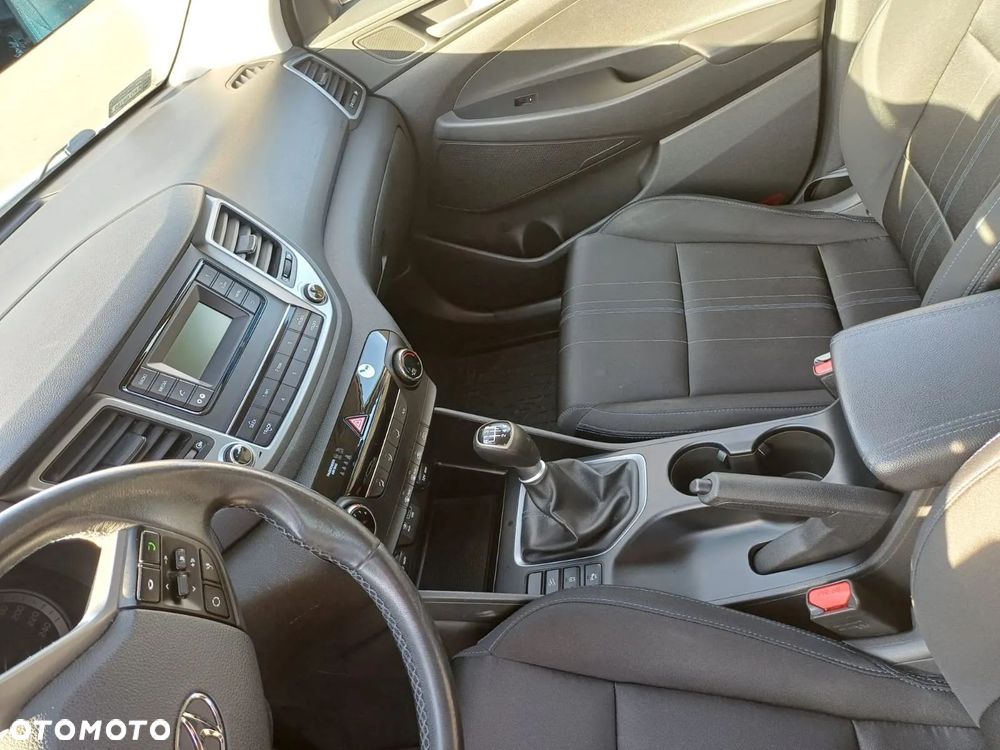 Hyundai Tucson 1.6 GDI BlueDrive Classic 2WD - 12
