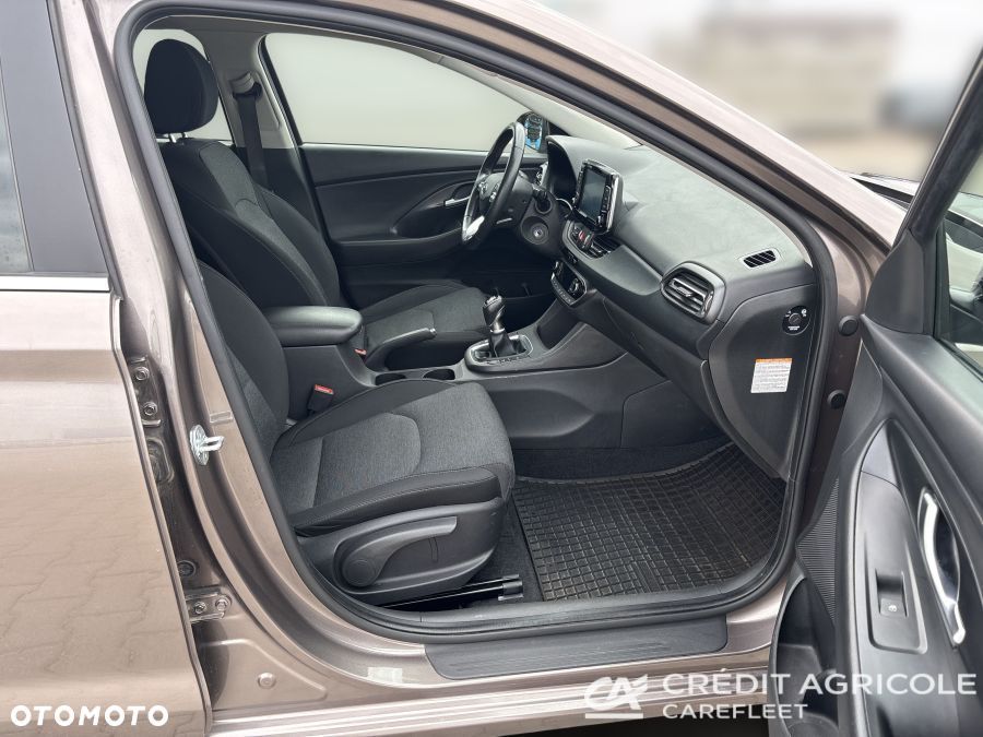 Hyundai i30 1.5 T-GDI 48V Smart - 17