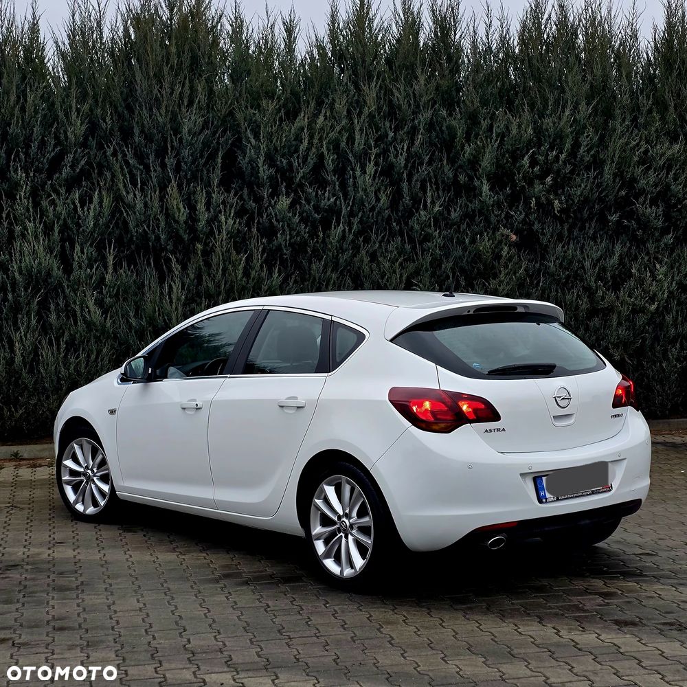 Opel Astra 1.4 Turbo Active - 10