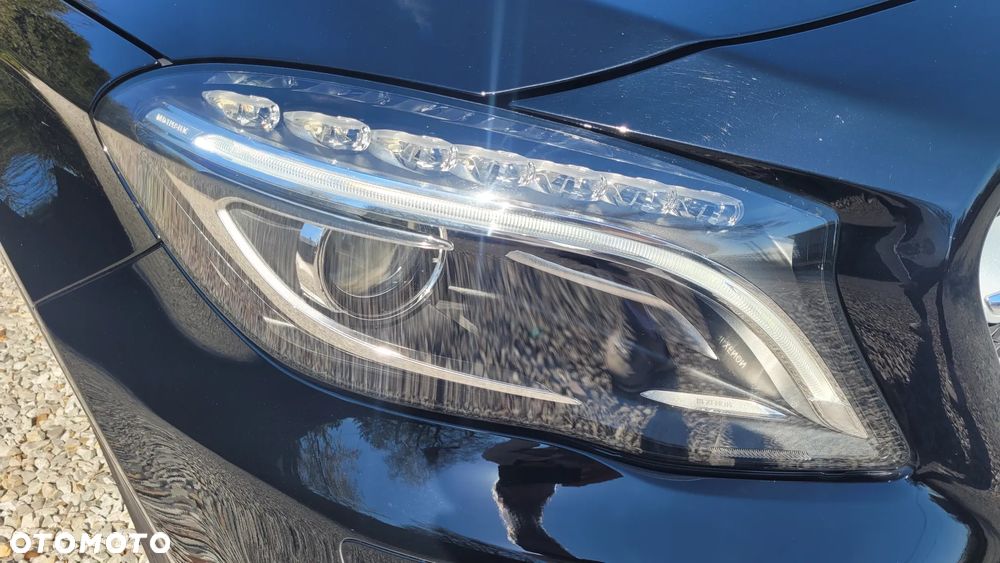 Mercedes-Benz GLA 200 7G-DCT AMG Line - 16