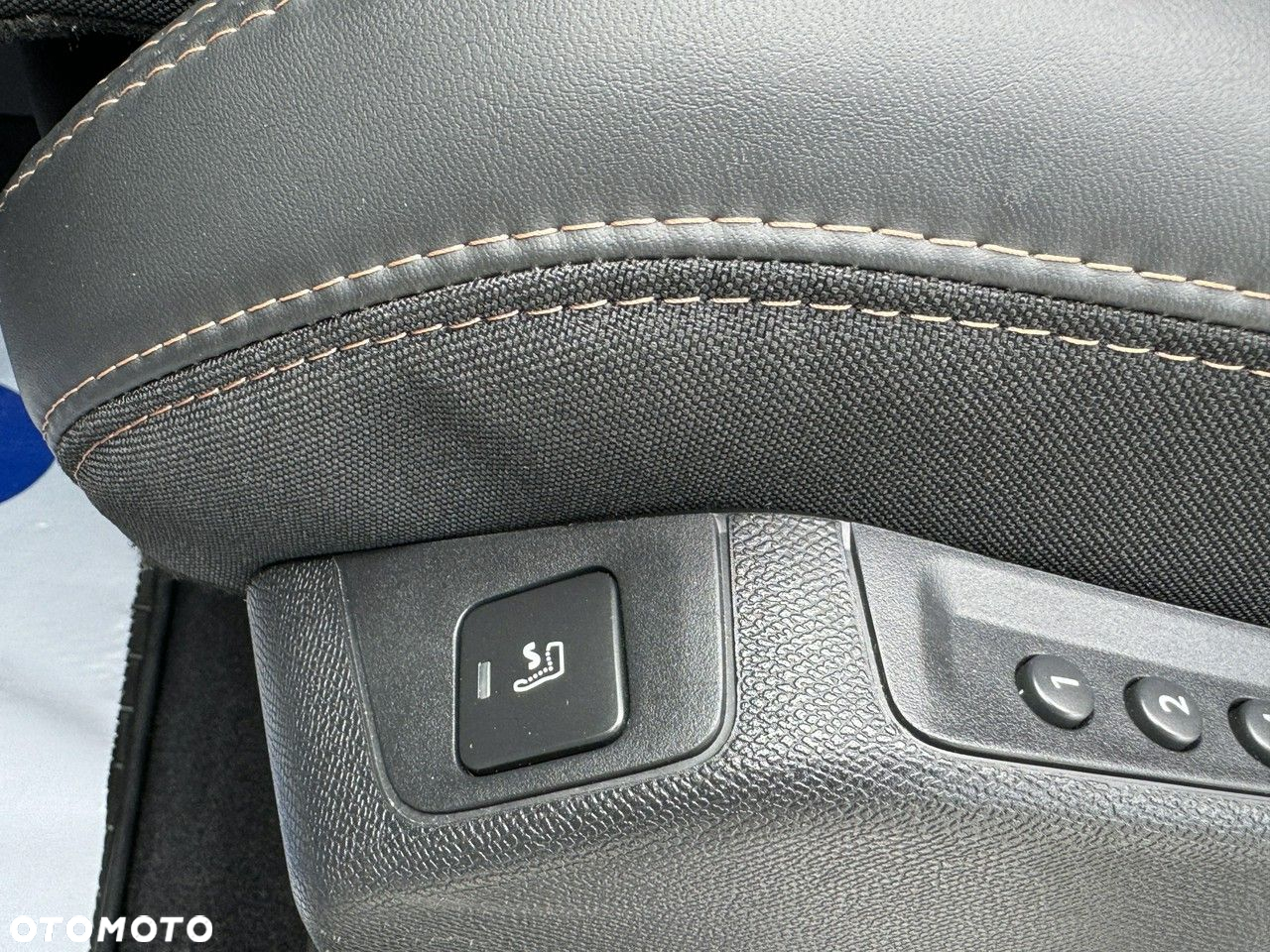 Peugeot 3008 PureTech 130 Stop & Start GPF EAT8 GT - 20