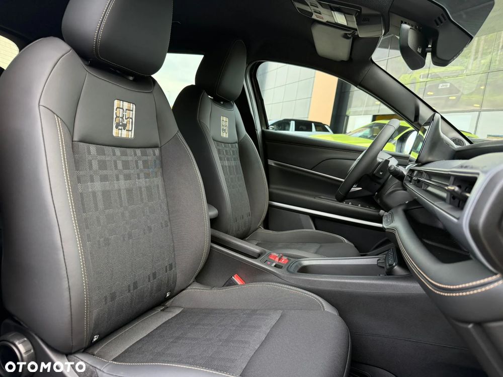 Jeep Avenger 1.2 T3 mHEV 85th Anniversary eDCT6 - 8