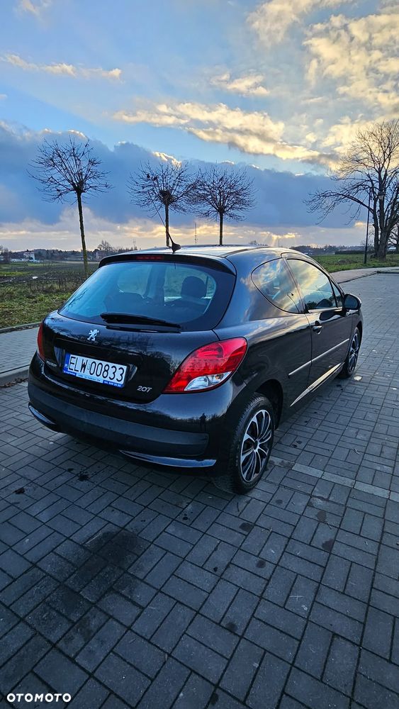 Peugeot 207 - 10