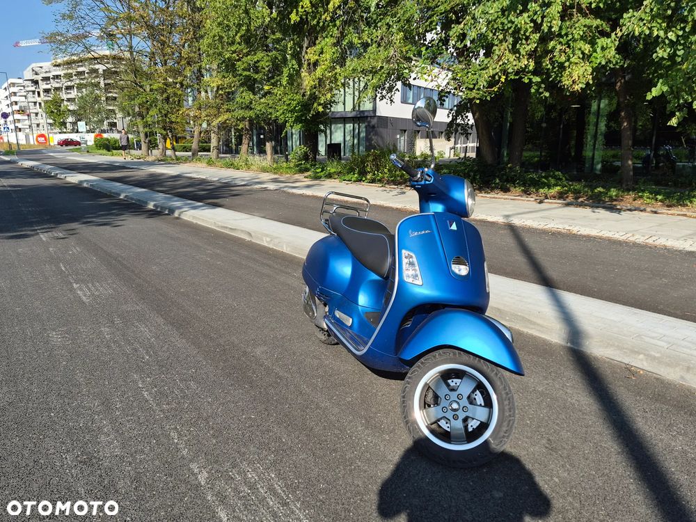 Vespa GTS - 7