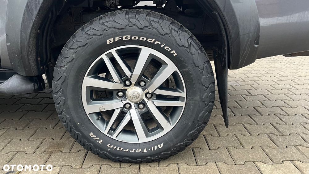 Toyota Hilux 2.4 D-4D Double Cab SR5 4x4 - 8