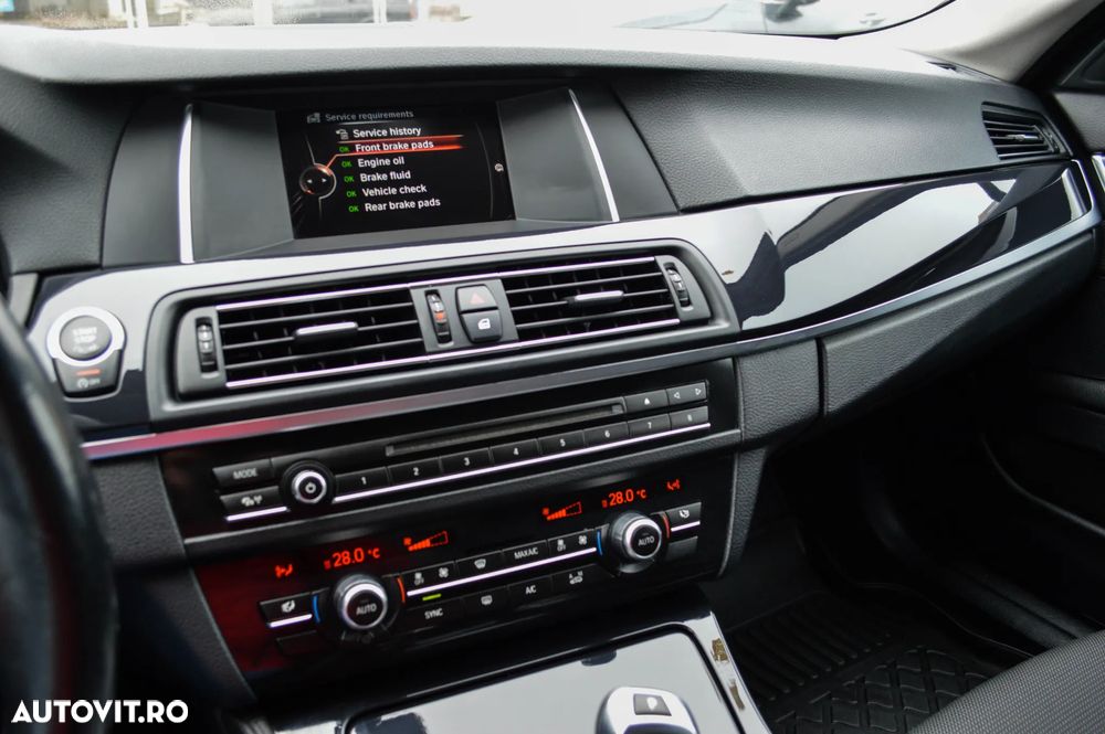 BMW Seria 5 520d Aut. Sport Line - 15