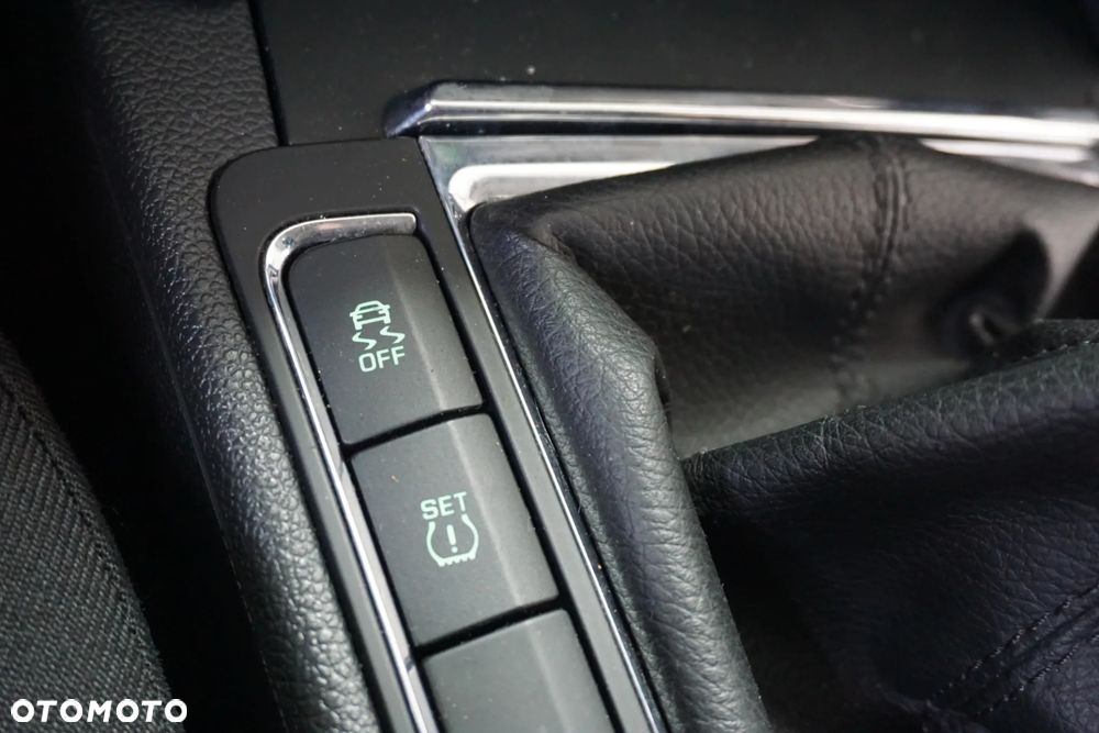 Skoda Superb 2.0 TDI Ambition - 29