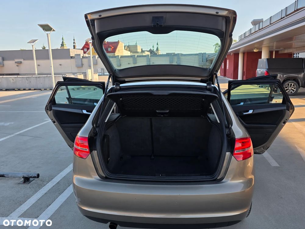 Audi A3 Sportback 1.6 S line Sportpaket (plus) - 15