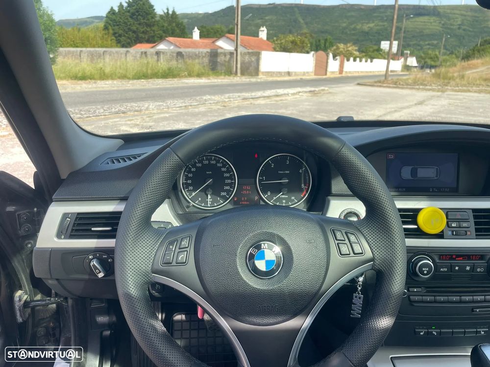 BMW 320 d DPF Aut. - 17