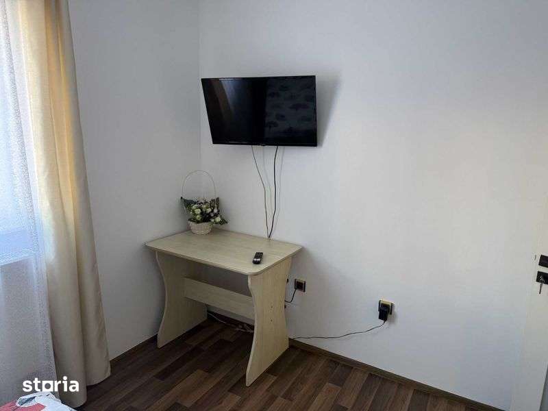 Inchiriez apartament cu o camera — fotografia 1