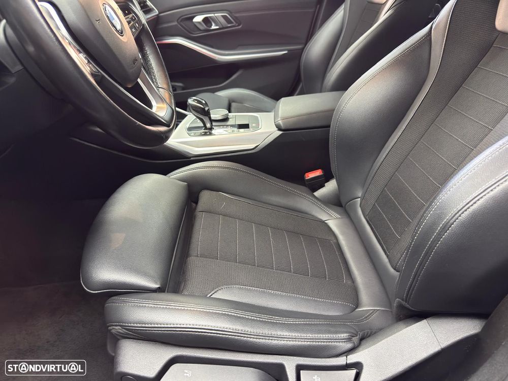 BMW 318 d Line Sport Auto - 43