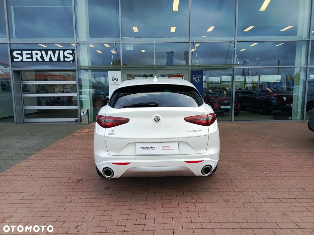 Alfa Romeo Stelvio 2.0 Turbo Executive Q4 - 7