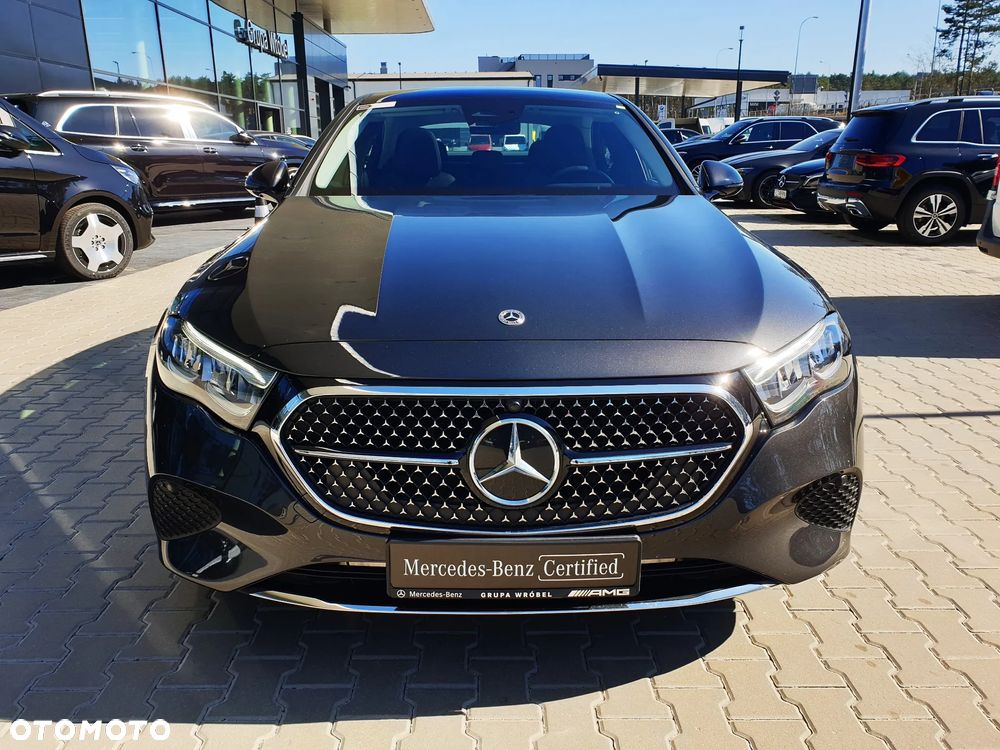 Mercedes-Benz Klasa E 220 d mHEV Avantgarde 9G-Tronic - 2