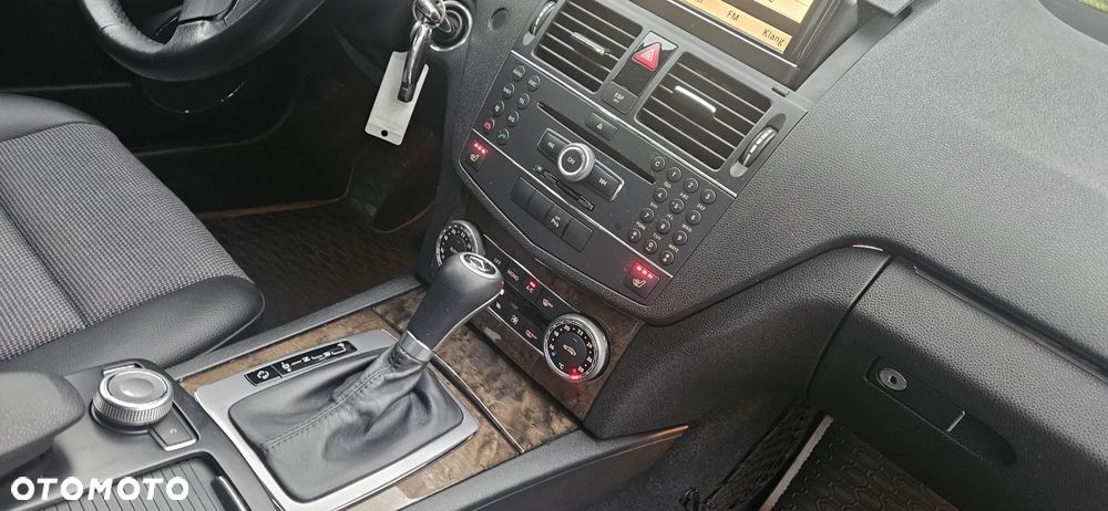 Mercedes-Benz Klasa C - 31