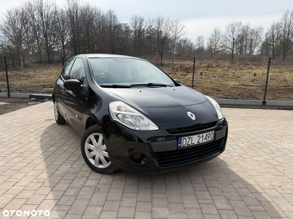 Renault Clio 1.2 16V 75 Yahoo - 1