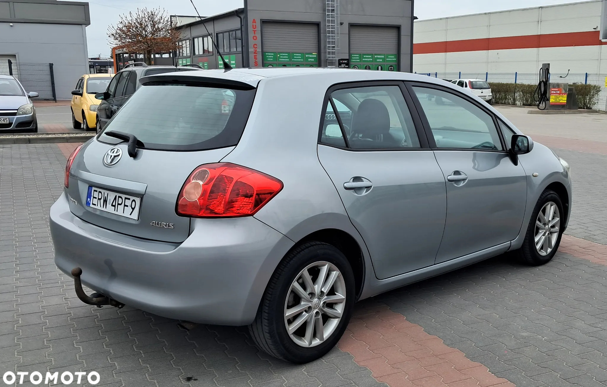 Toyota Auris 1.33 VVT-i Luna - 4