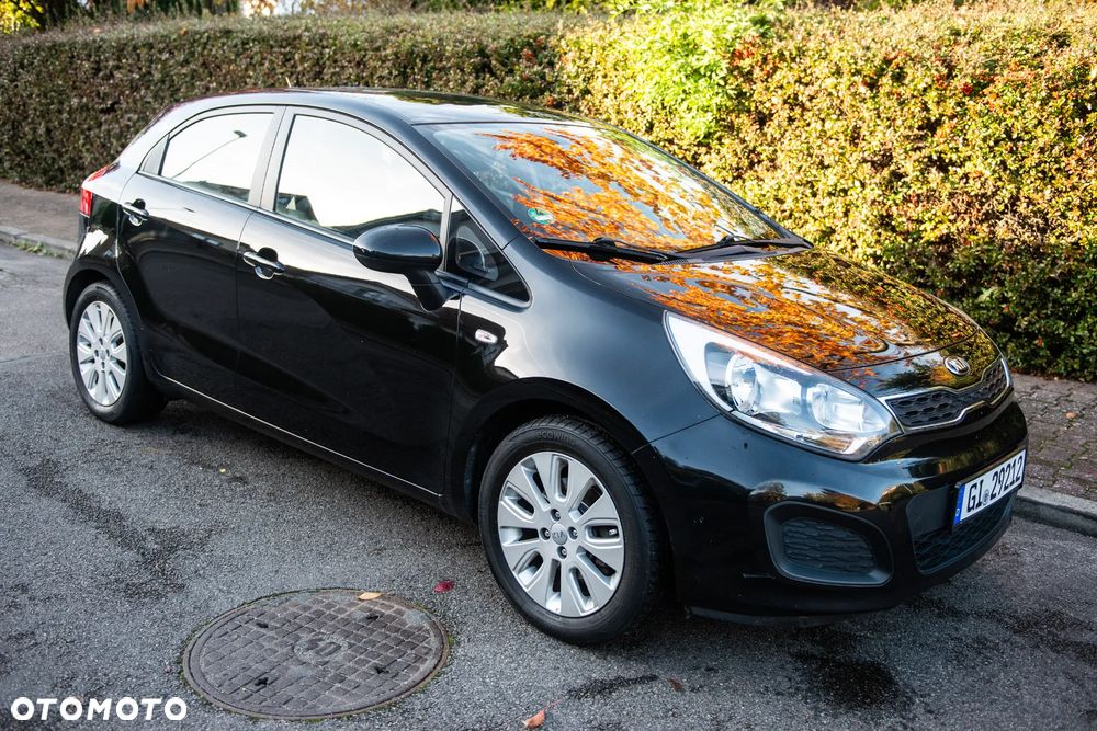 Kia Rio 1.4 Business Line Plus - 3