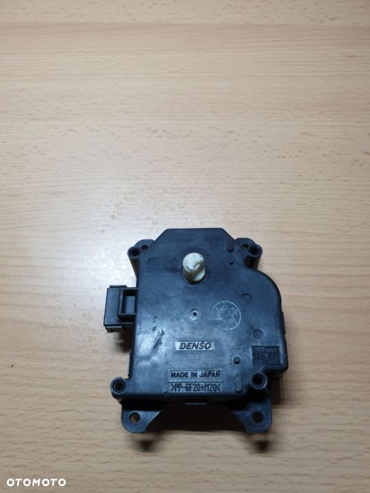 Lexus serwomotor silniczek sterowania nawiewem is 200 is 300 gs 300 gs 430 - 2