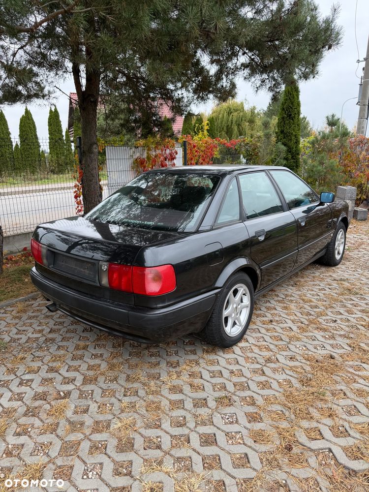 Audi 80 2.0 E - 18