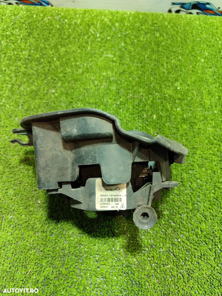 PROIECTOR CEATA DREAPTA DACIA DUSTER 1.5 DIESEL 2015 COD OEM 261500097R / SUV 5 USI / 2013-2017 - 6