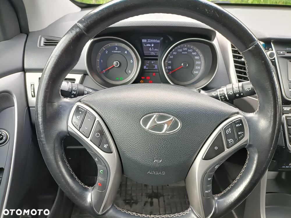 Hyundai i30 1.6 CRDi Comfort - 19