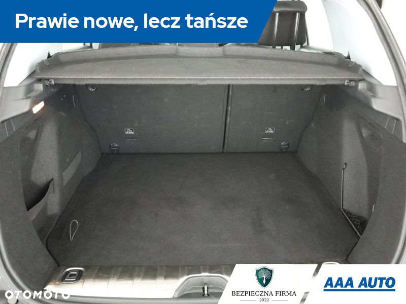 Peugeot 2008 - 12