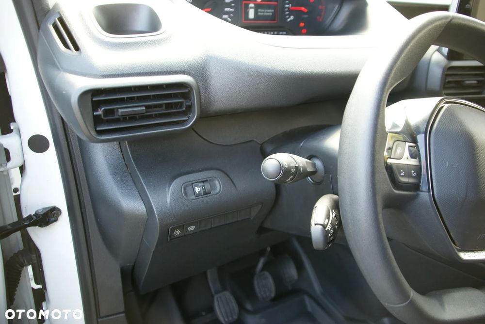 Peugeot Partner L2 - 18