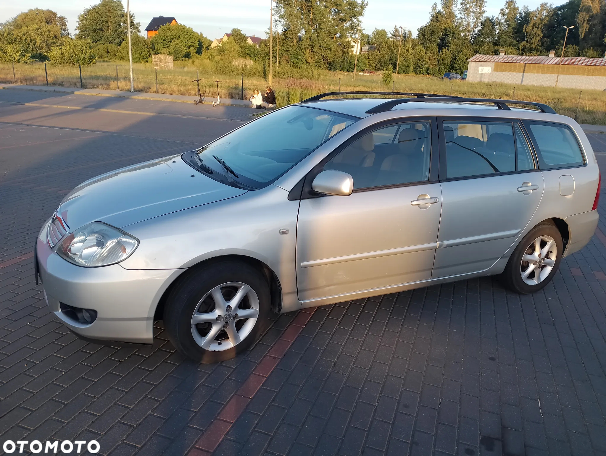 Toyota Corolla 1.4 D-4D Combi Sol - 2