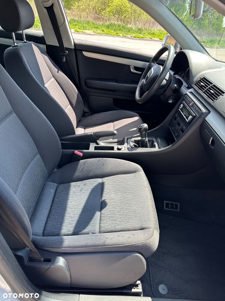 Audi A4 Avant - 27