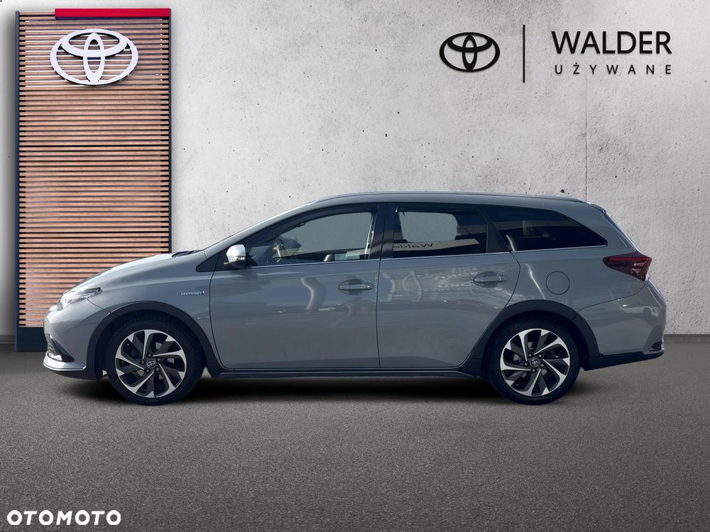 Toyota Auris - 2