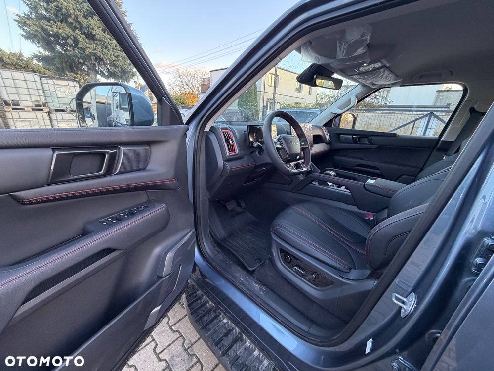 BYD Shark 6 - 15