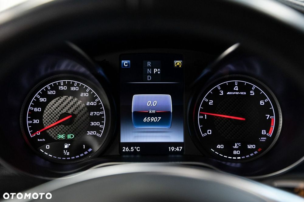 Mercedes-Benz Klasa C AMG 63 AMG Speedshift MCT 9G - 38