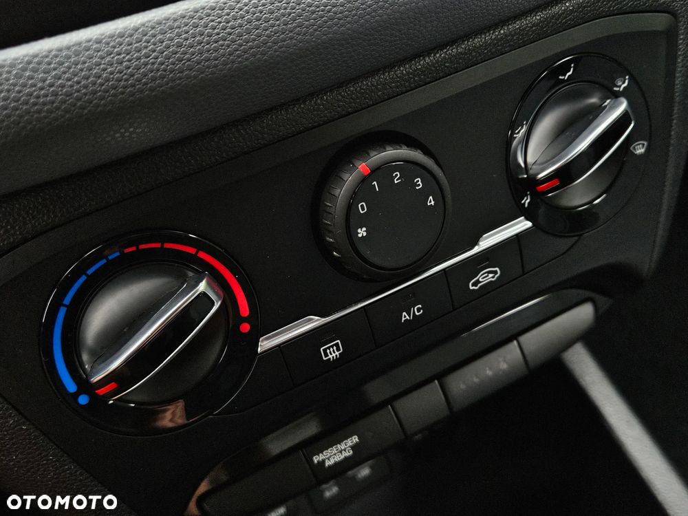 Hyundai i20 1.2 Select - 30