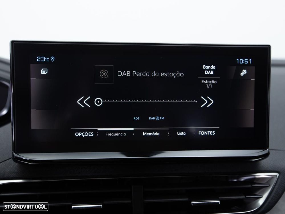 Peugeot 5008 Hybrid 136 e-DSC GT - 27