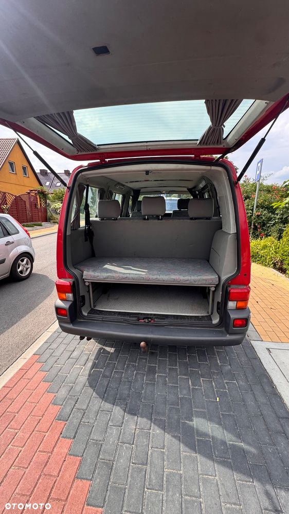 Volkswagen Multivan - 6