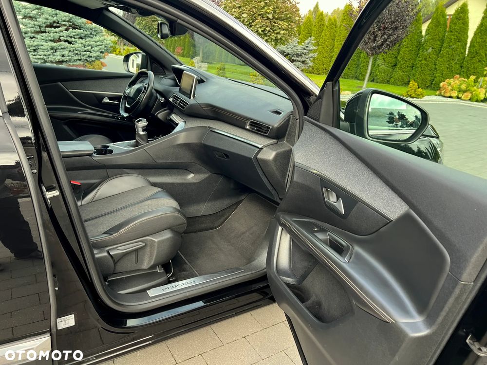Peugeot 3008 1.5 BlueHDi GT S&S - 28