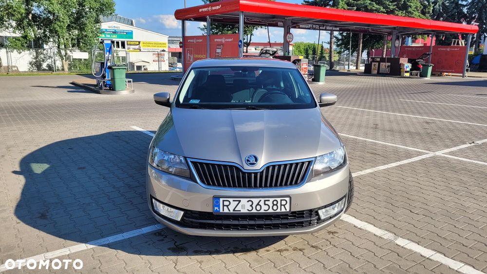 Skoda RAPID 1.2 TSI Joy - 9
