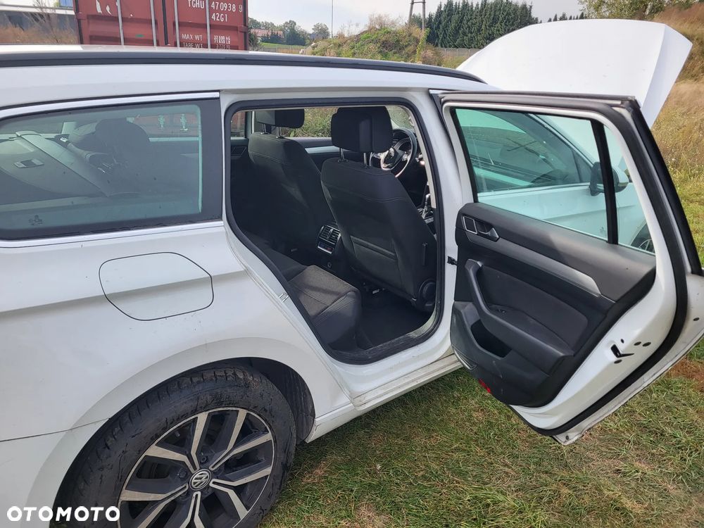 Volkswagen Passat 2.0 TDI BMT Highline DSG - 3