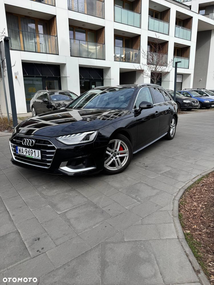 Audi A4 Avant 40 TFSI quattro S tronic advanced - 2