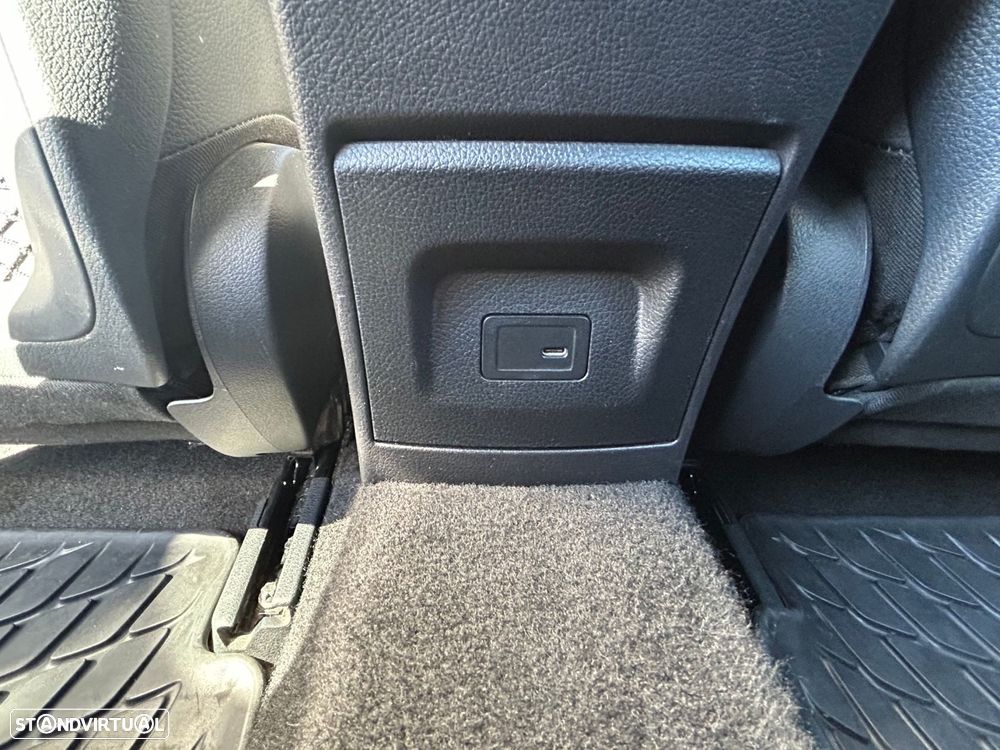 Mercedes-Benz A 180 d Progressive Aut. - 19