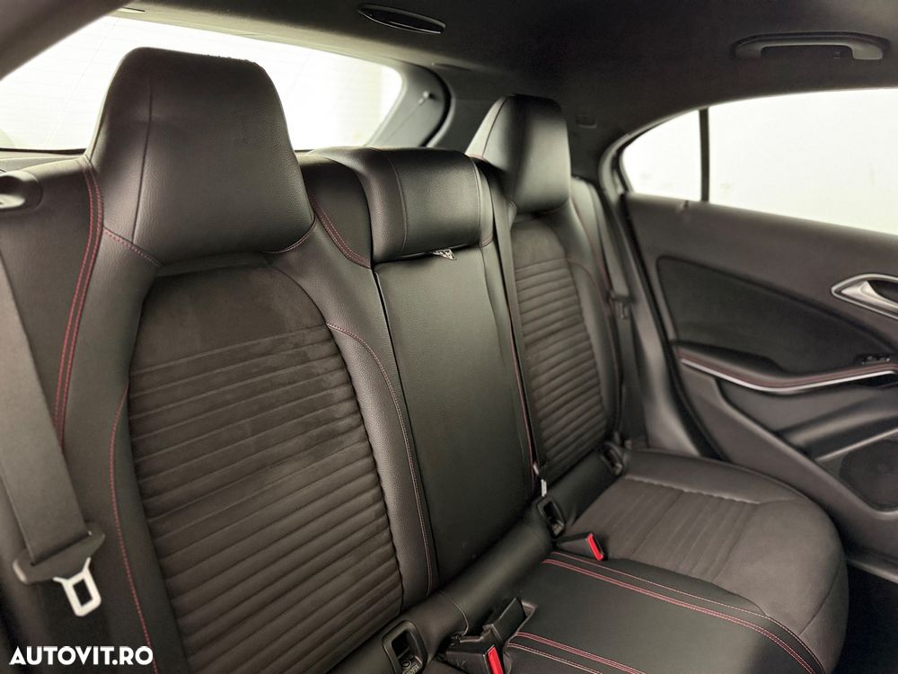 Mercedes-Benz A 180 CDI 7G-DCT AMG Line - 31