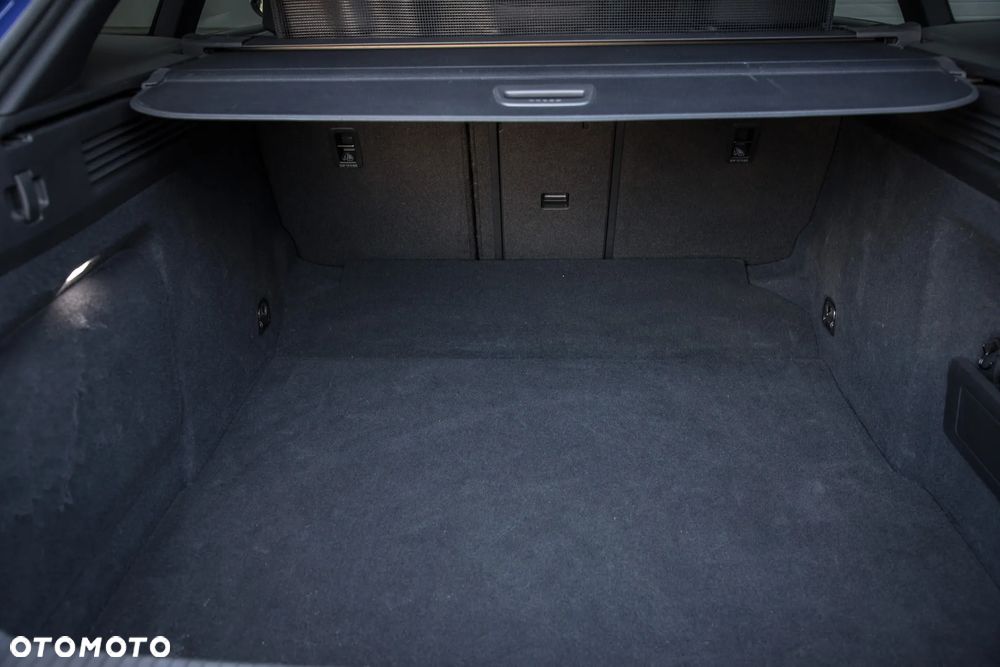 Volkswagen Arteon 2.0 TSI 4Motion R DSG - 33