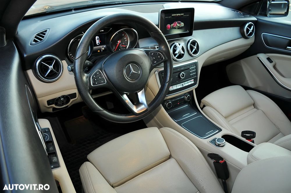 Mercedes-Benz CLA - 13