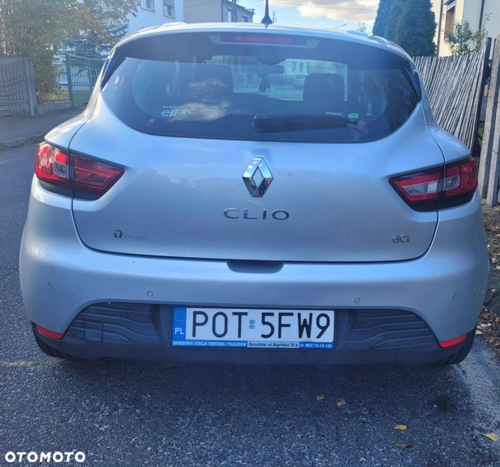 Renault Clio - 6